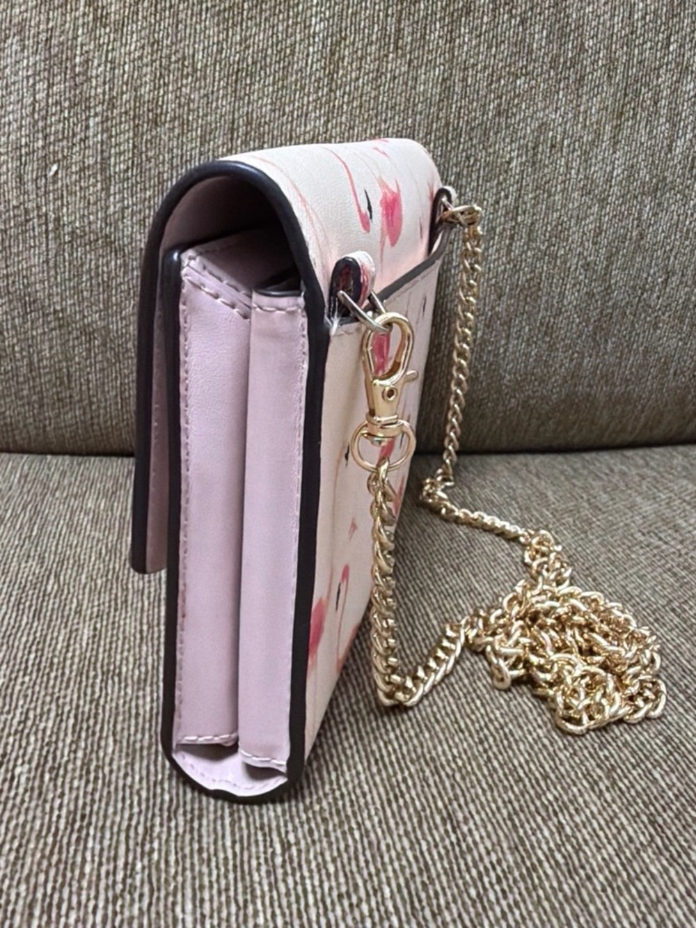 kate spade Flamingo Print Chain Crossbody in White and Pink Mini Purse - Picture 3 of 9